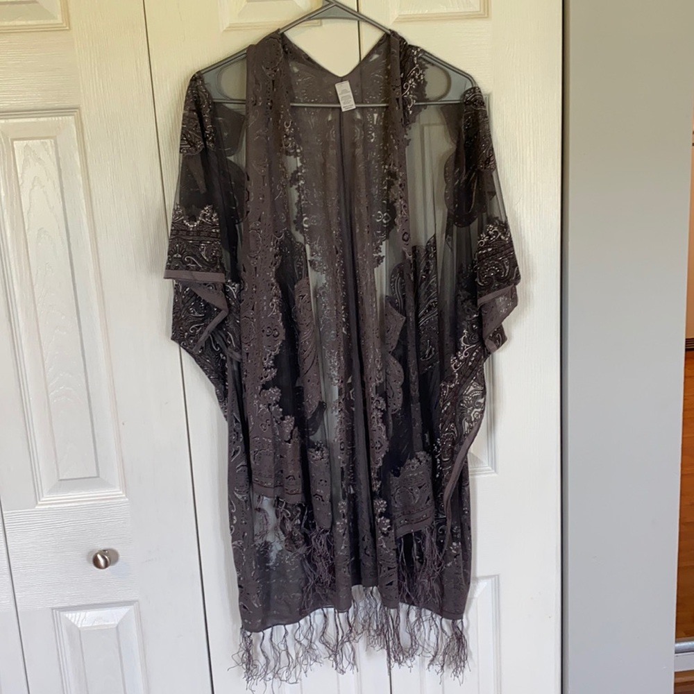Black & Gray kimono style coverup